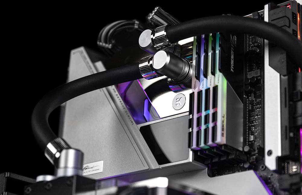 ROG Maximus XIII Extreme Glacial