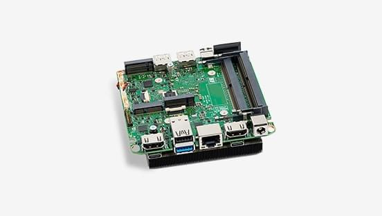 NUC 12 Pro Kit